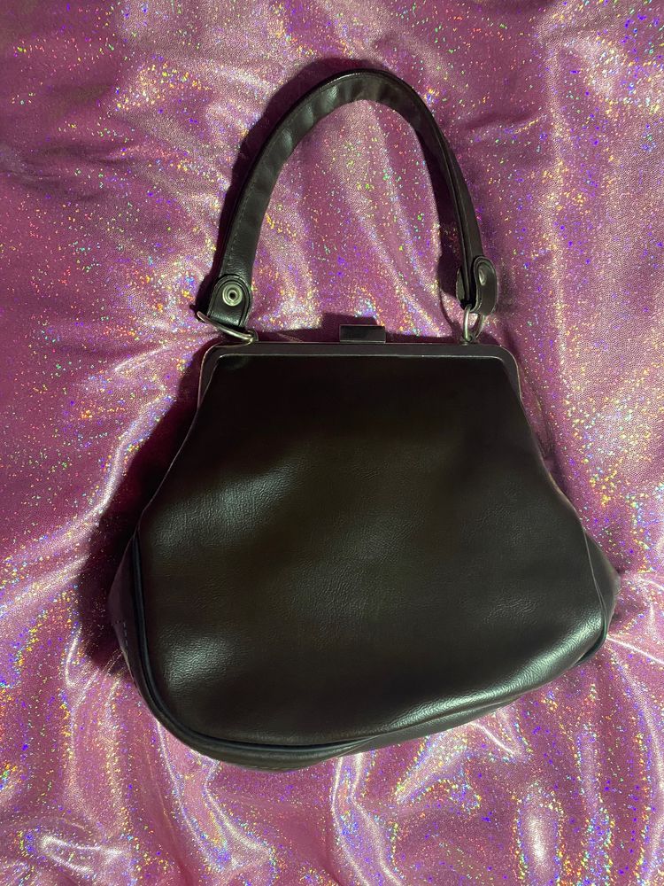 Женская винтажная кожаная сумка фабрики им. Бебеля, 1972 год