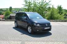 Volkswagen Touran Mały przebieg , Bezwypadkowy i Serwisowany , Bez korozji !