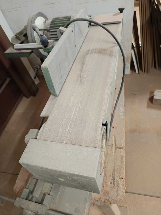 Lixadeira de disco e cinta DGL 150