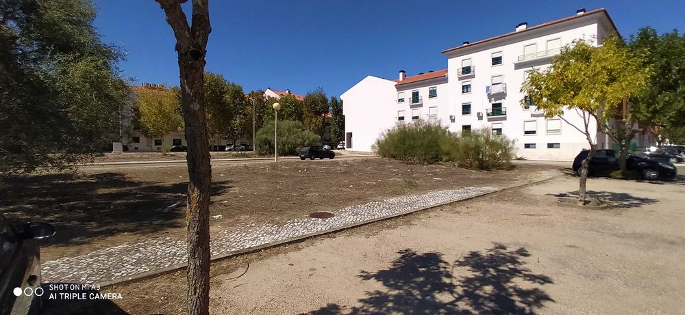 Lote de terreno para construção de prédio - Aires Palmela