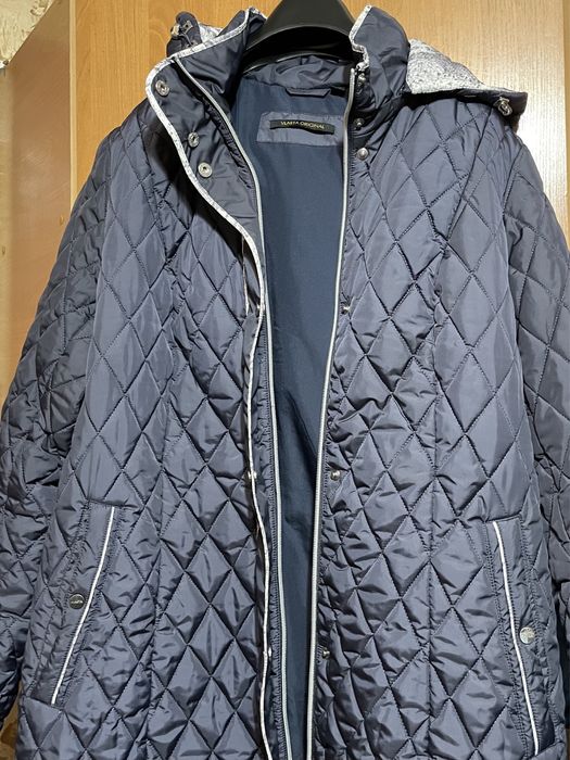 Куртка жіноча, стан: відмінний,майже не ношена.Весна- Осінь.