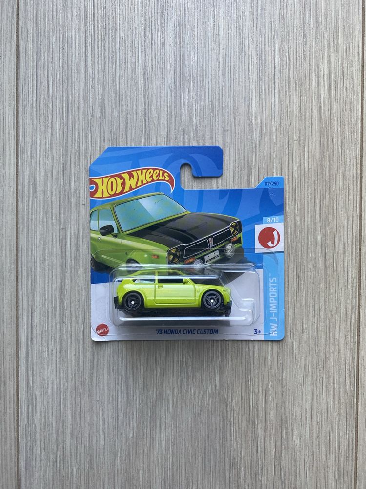 Samochodziki hot wheels 3 sztuki (pakiet)