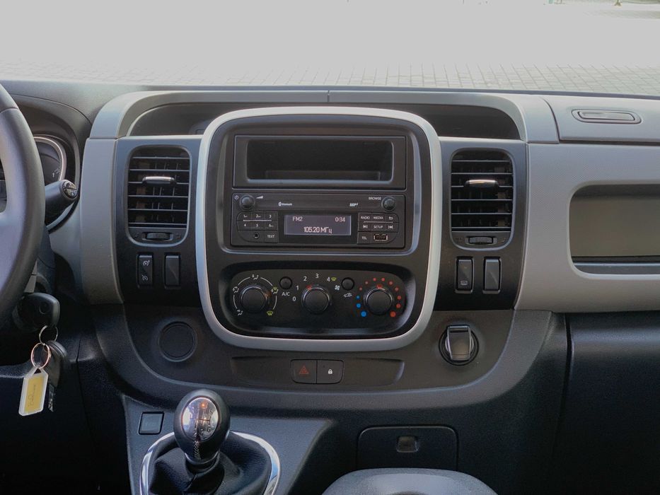 Renault Trafic 2019 9 місць