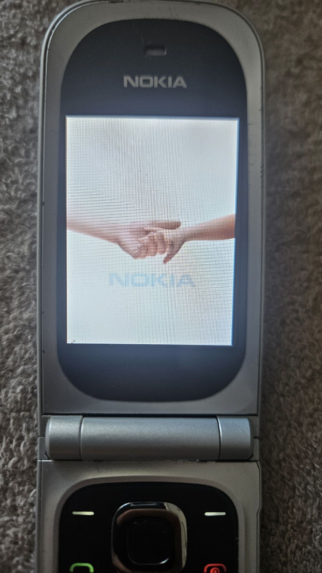 Nokia 7020 bez sim locka