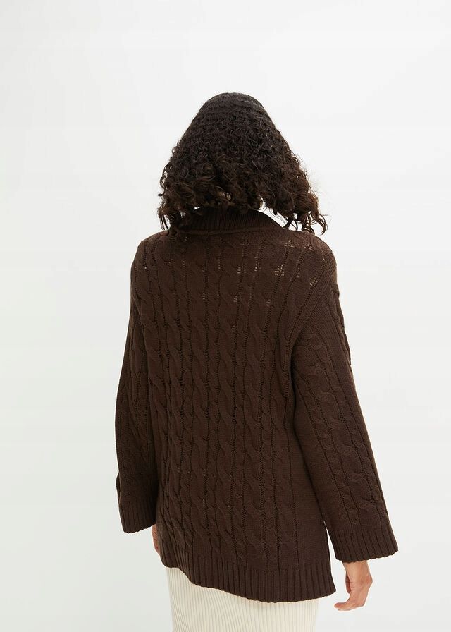 B.P.C sweter oversize czekoladowy 36/38.