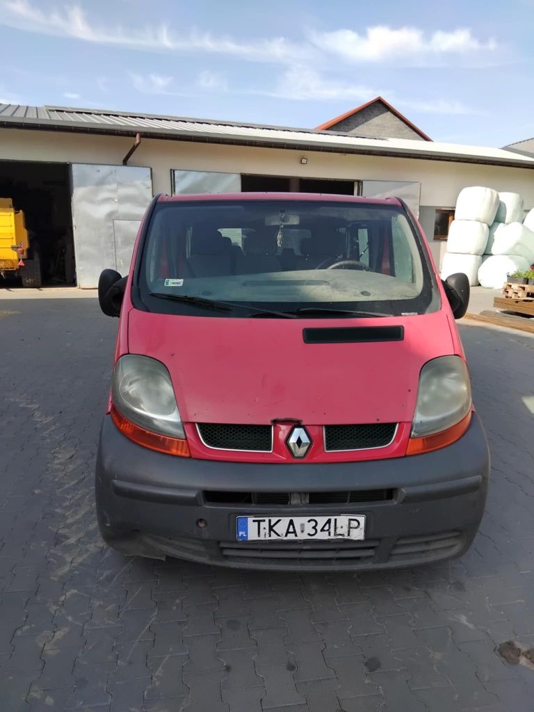 Renault Trafic r. 2006  silnik 1.9