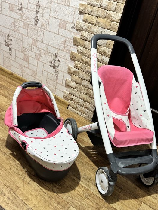 Коляска для ляльок