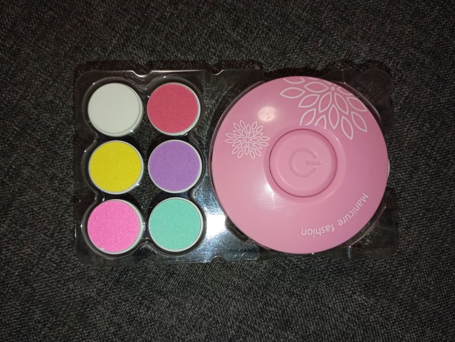 Продам набір для манікюру