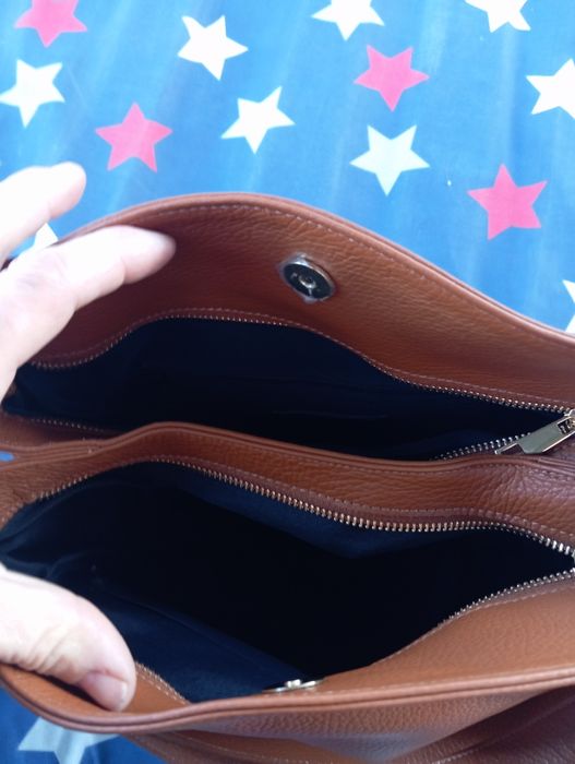 Жіноча шкіряна сумка.