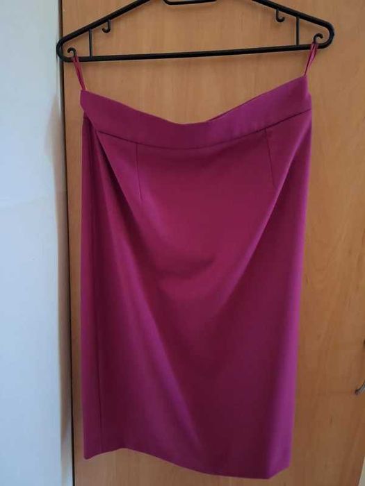 Spódnica ołówkowa midi do kolan Bialcon fuksja 36 S