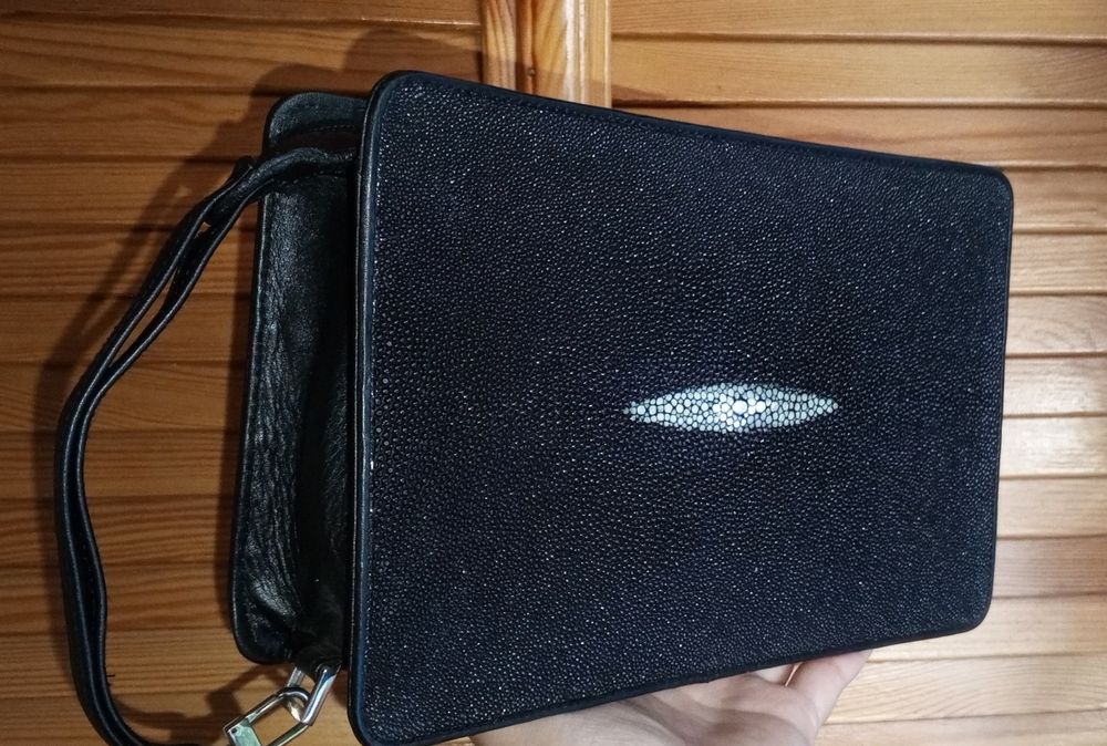 Барсетка мужская Mosart Custini из натуральной кожи морского ската.