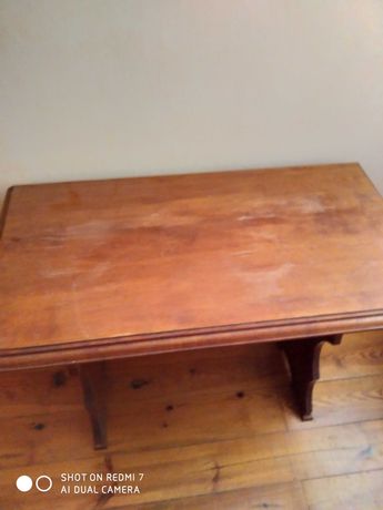 Stół drewniany uzywany