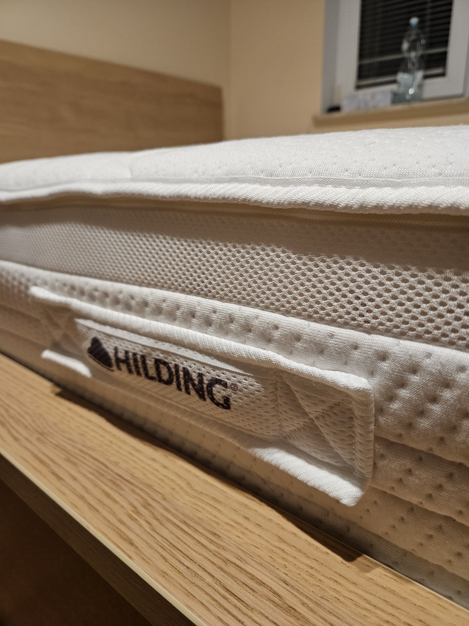 Materac Hilding Salsa 160x200 pokrowiec Tencel wysokość 21 jak nowy