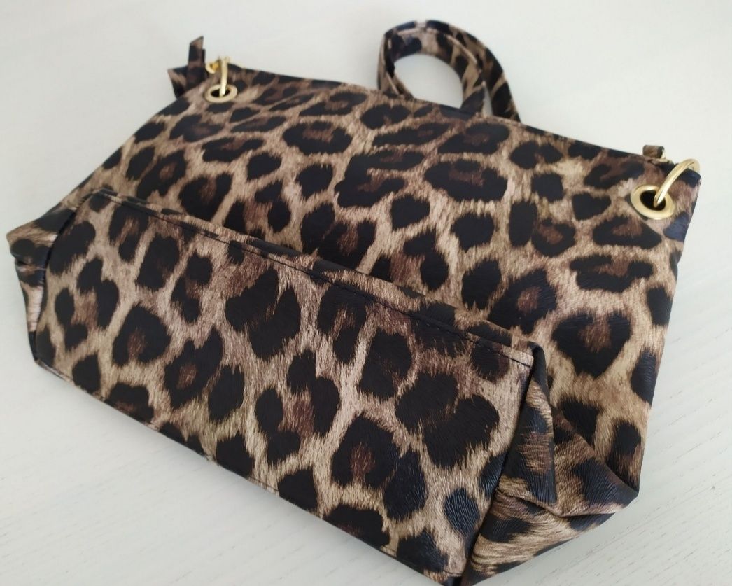 Леопардовая сумочка через плечо женская сумка кожзам леопард на молнии