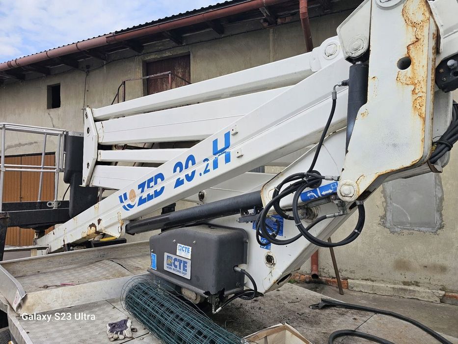 Podnośnik koszowy zabudowa