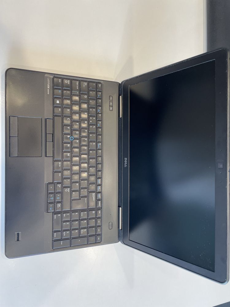 Laptop dell e5540 intel i7-4gen win10/8gb/256gb komplet