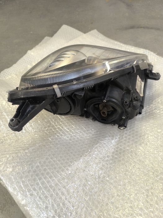 Lampa Lewa Slk R171 AMG z czarnym środkiem