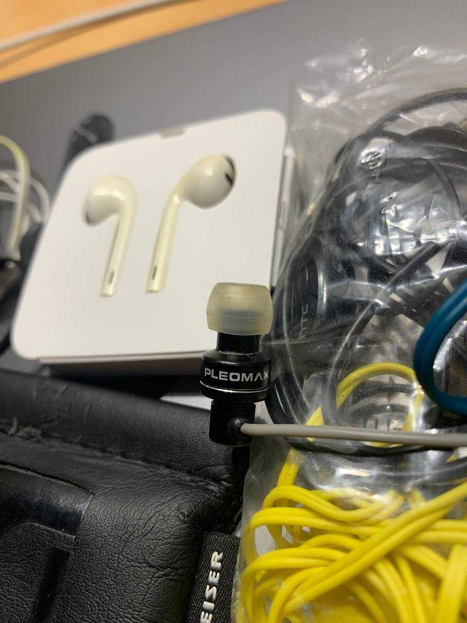 7 пар навушників під ремонт або на деталі