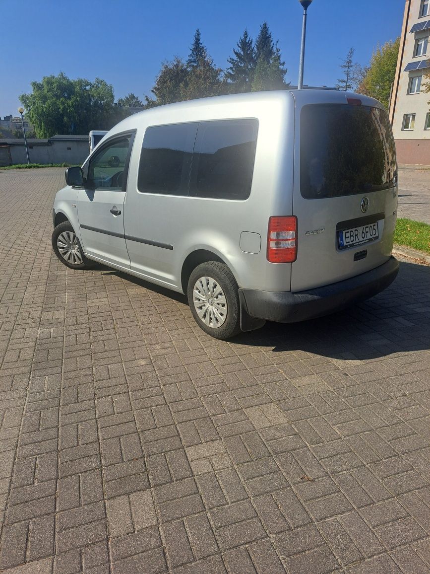 Sprzedam VW Caddy 1.6 TDI  rocznik 2012