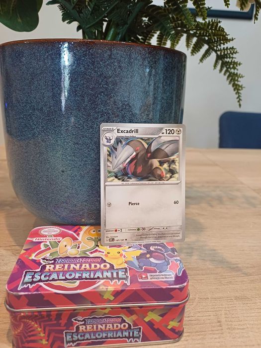 Carta Pokémon Excadrill #147