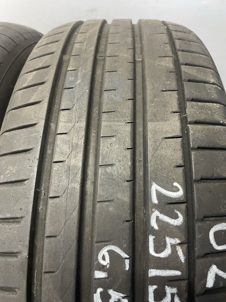 225/55/18 102W Falken FR520