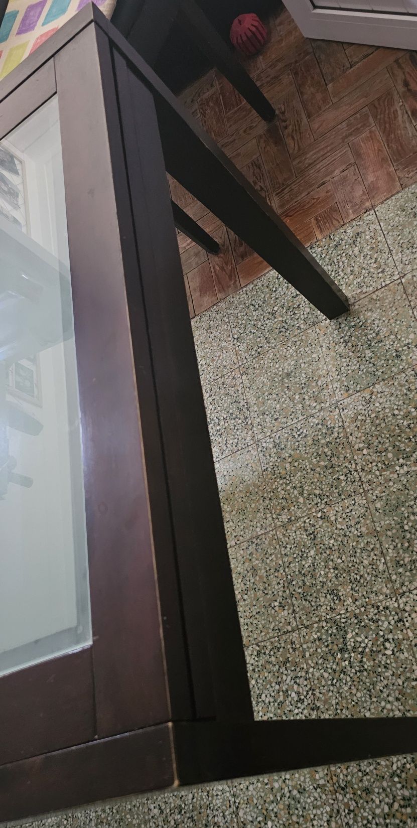 Vendo Mesa De Jantar Extensível  Para Despachar