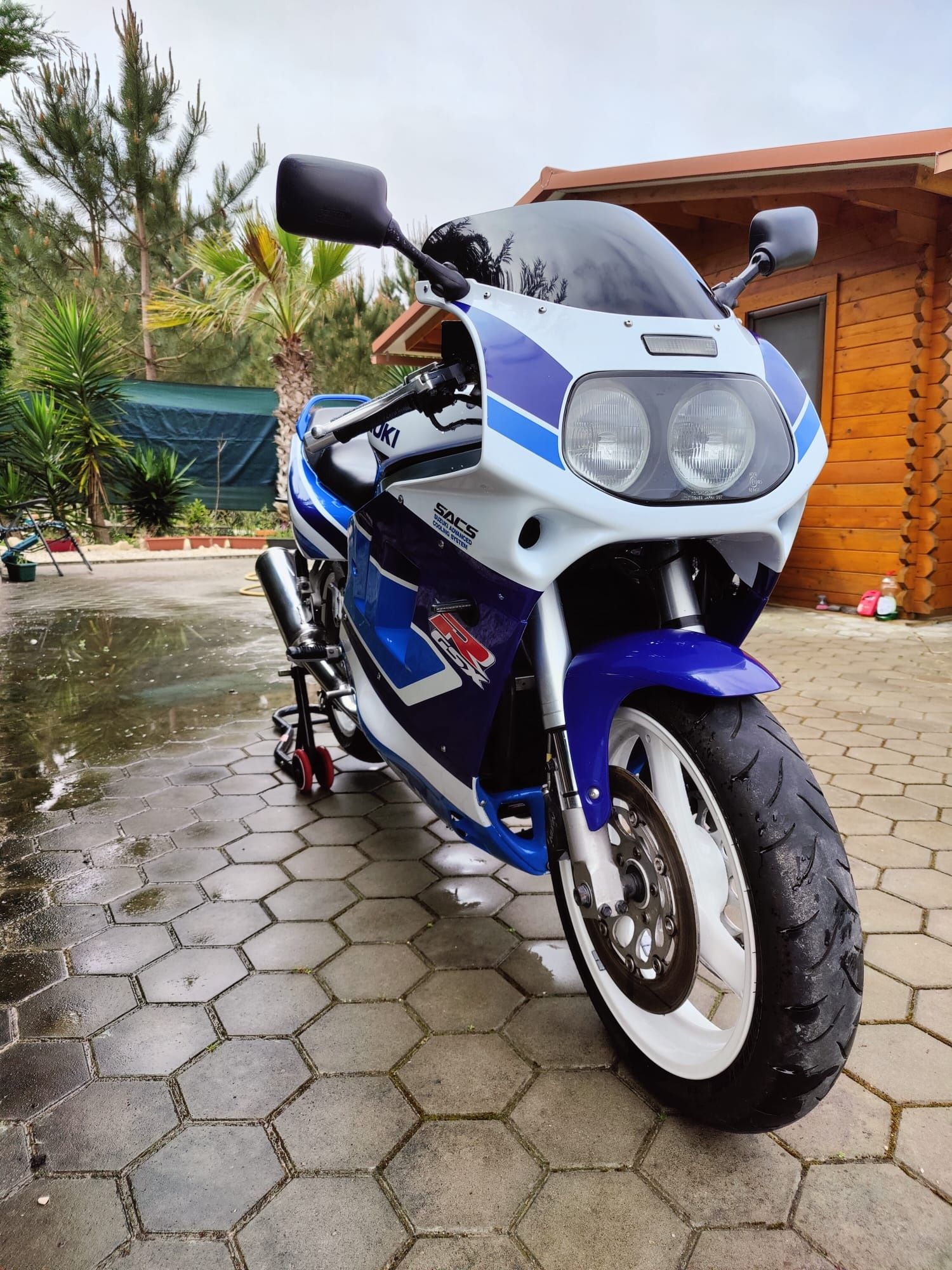 Suzuki GSX-R 1100