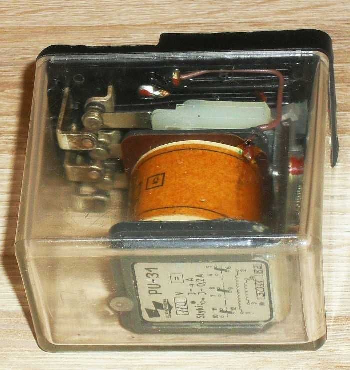 Przekaźnik PU-31 ELEKTROBUDOWA 4 A / 250 VAC, cewka 110 VDC