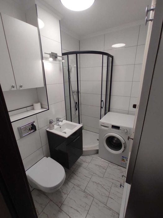 Pokój/apartament w  centrum,  Dw Centralny  TANIO