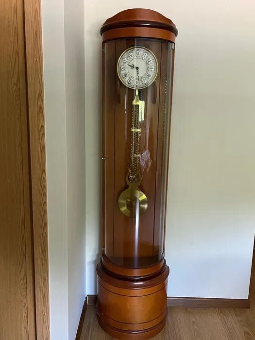relógio pedestal de 8 martelos