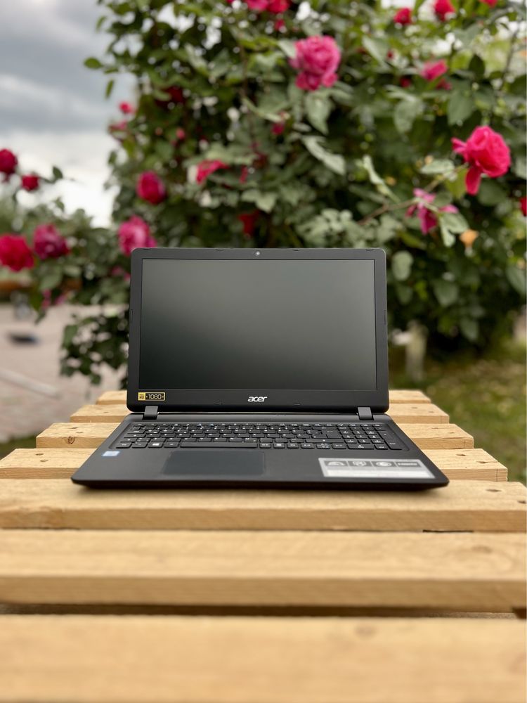 Ноутбук Acer ES1-572/i3-6006U/8GB DDR4+128GB SSD/15.6"FHD/Гарантія