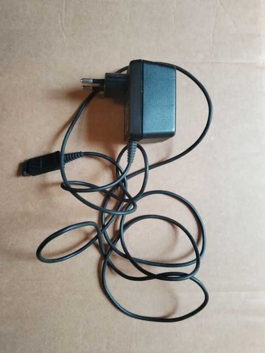 Transformer / Power Supply 6V DC 150mA64343235185923121