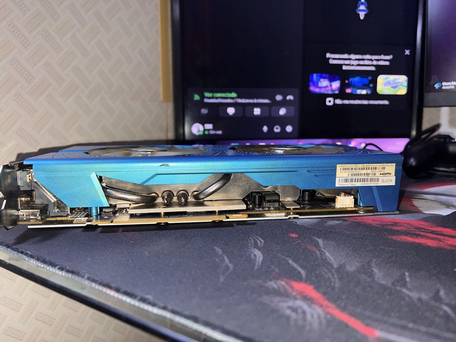 Placa grafica saphire RX590