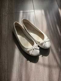 Туфлі 35 розмір білі