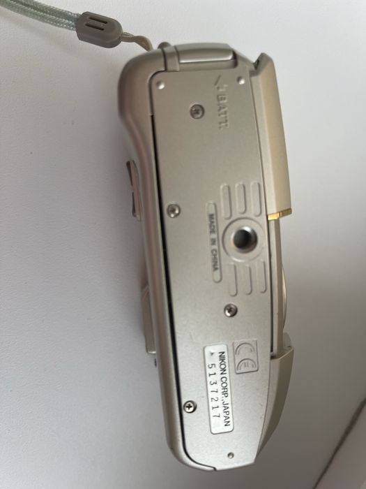 Вінтажний фотоапарат Nikon lite touch zoom 130ed