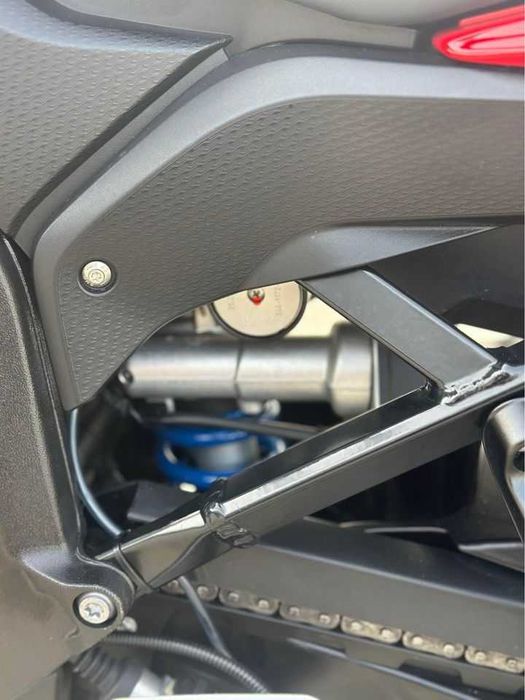 BMW S1000XR Rebaixada Wilbers GPS Topcase Escape