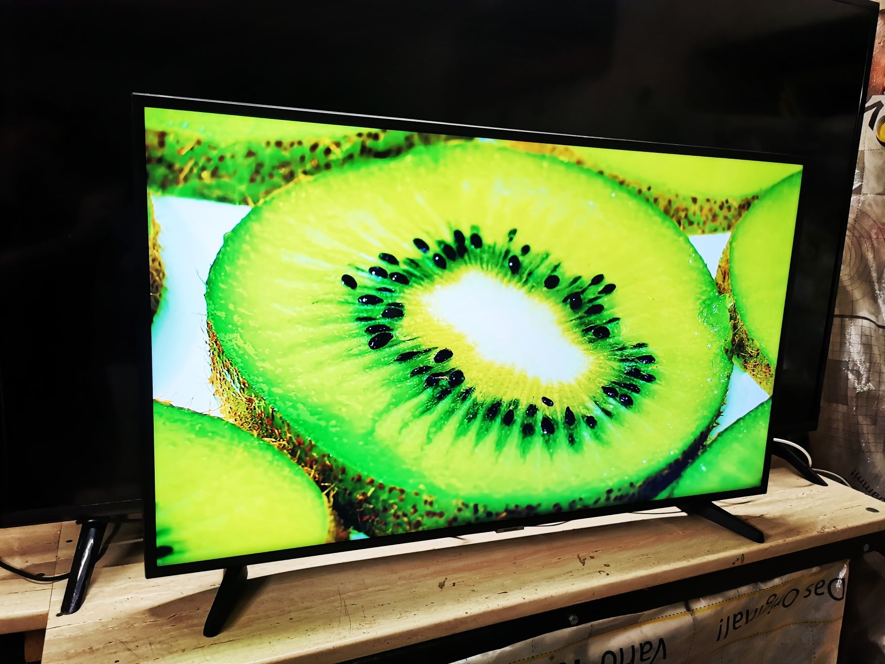 43" Samsung Smart TV 4k  2020r  Wifi led telewizor air play telewizor