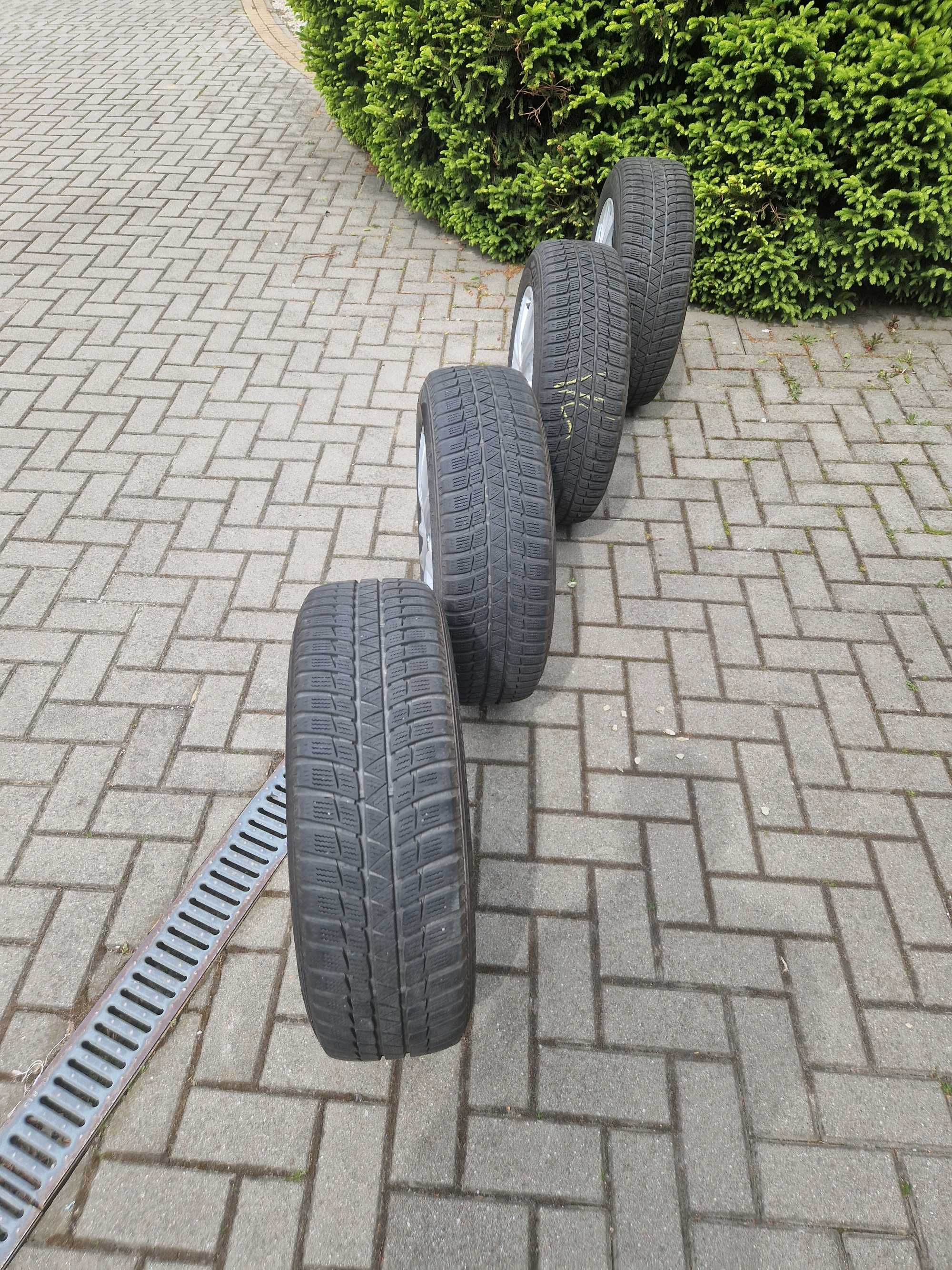 Felgi aluminiowe Koła KIA hyundai  16 "5x114,3 opony gratis