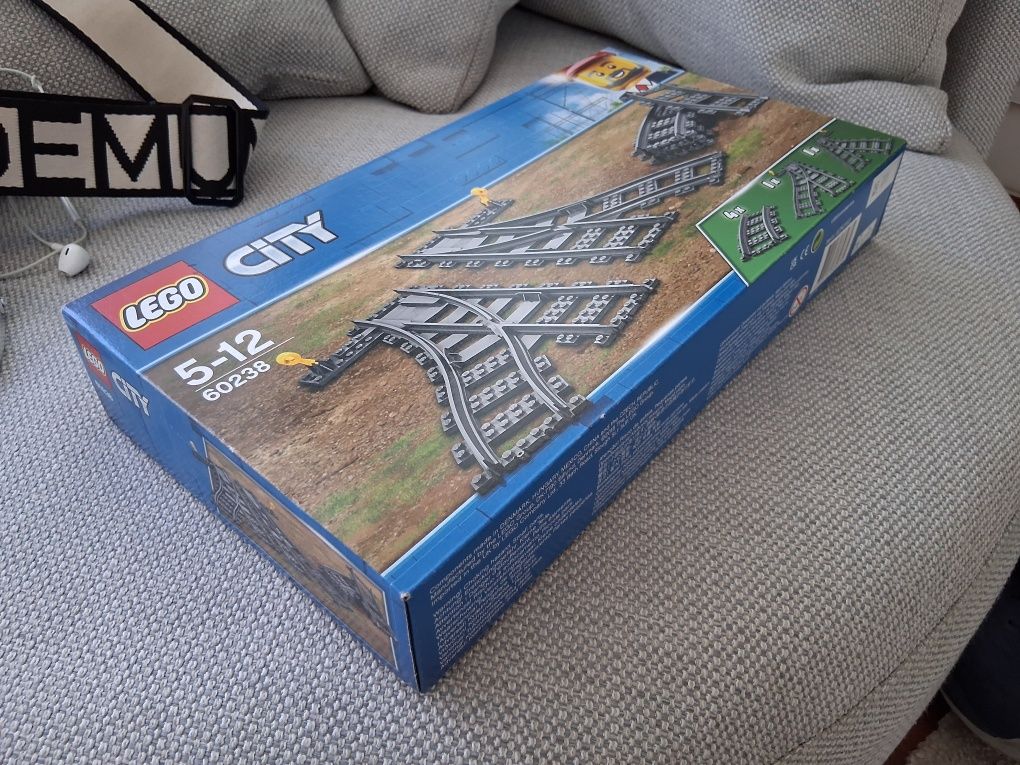 Lego city linhas de comboio 60238