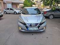 Авто в аренду/ Nissan Leaf (950 грн в сутки)