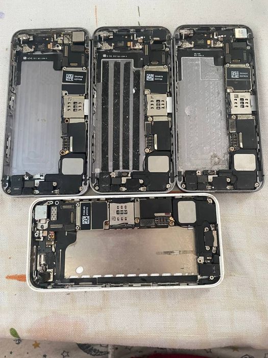 Продам лот iPhone/айфон 5s