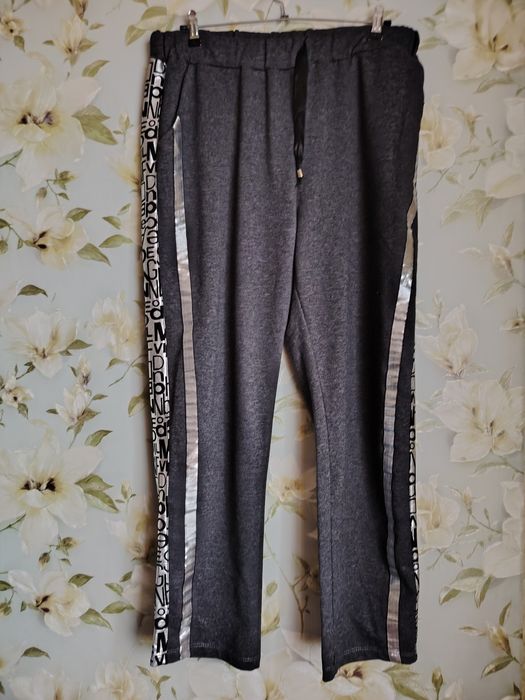 Костюм женский спортивный с лампасами XL-XXL Italy