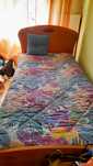 Conjunto Armário, mesa e cama
