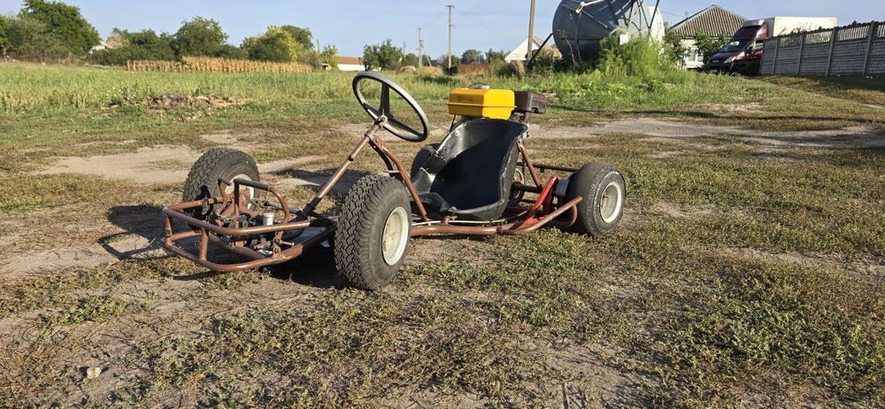 Продам картинг 7л.с.