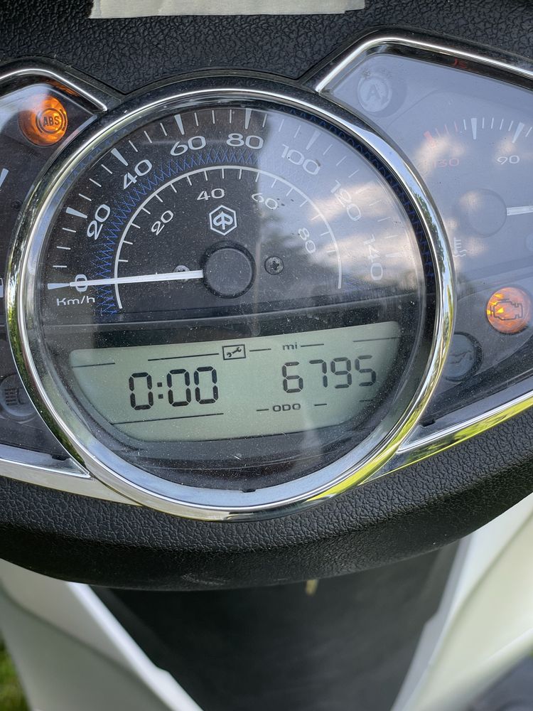 Piaggio Medley ABS