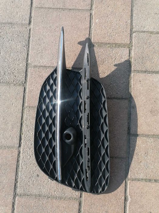 Kratka zderzaka v Klasa 447 AMG