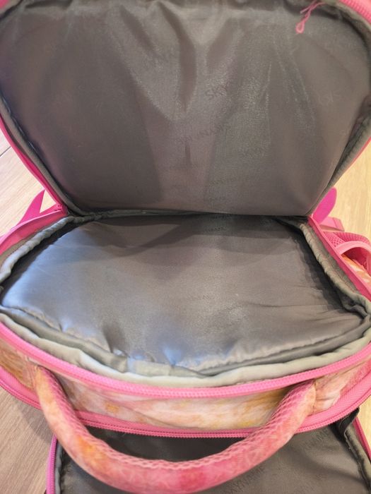 Шкільний ортопедичний рюкзак для дівчинки