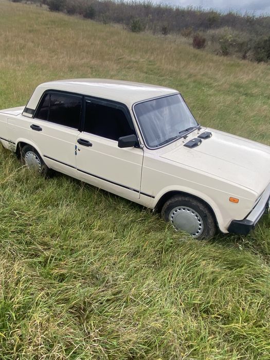 Продам Ваз-2105 1993 рік