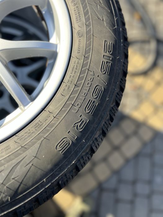 Шини зимові 215/65 r16 Nokian Hakkapeliitta R3 SUV ідеал 8мм 2020