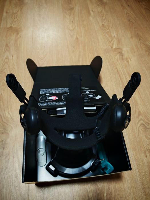 Кріплення HTC Vive Deluxe Audio з перехідниками до Meta Quest 2, 3